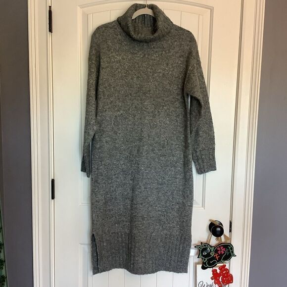 NWT ❤️ New Look Soft Gray Sweater Dress - Picture 1 of 8